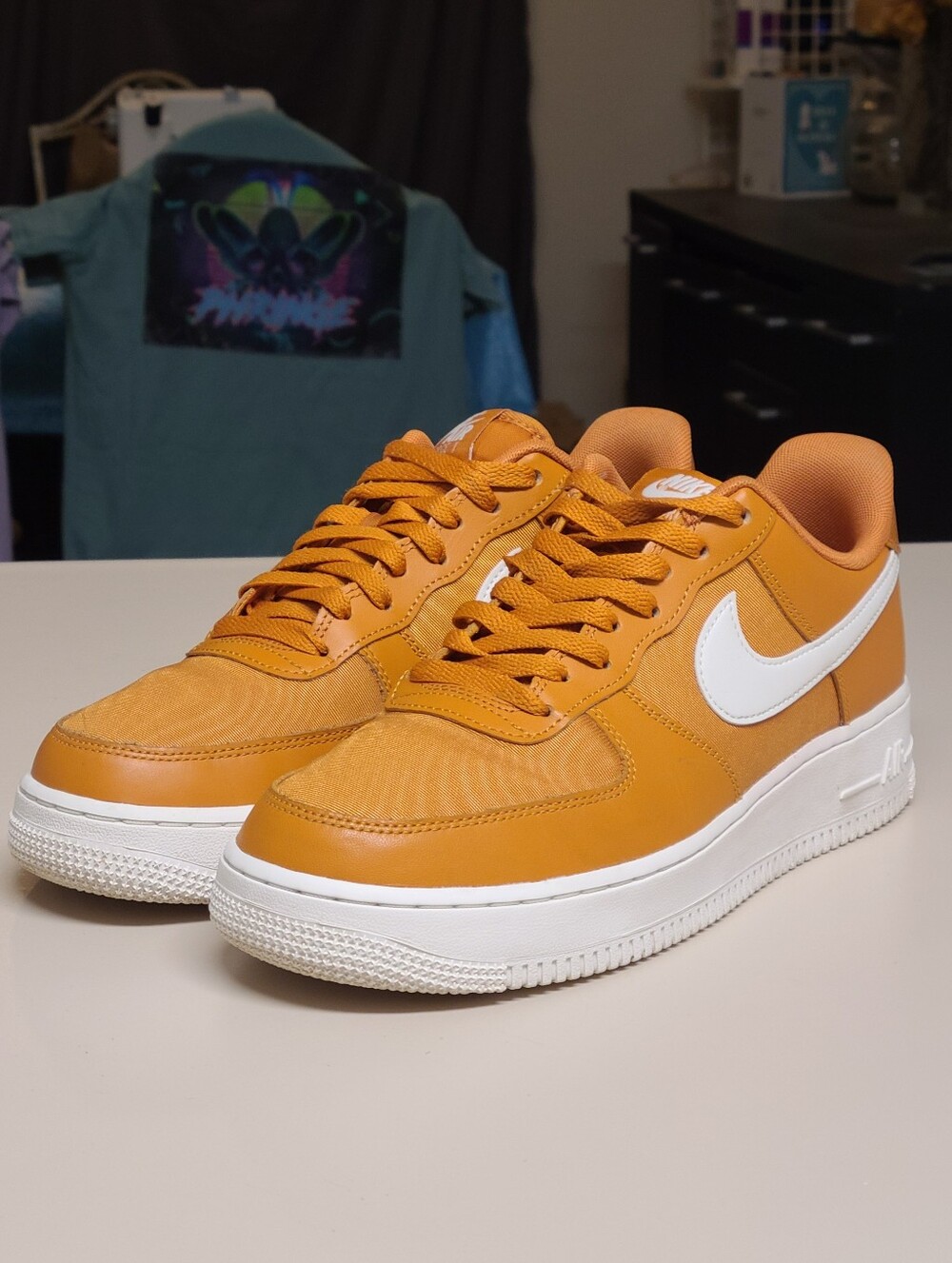 Nike Air Force 1 Low LV8 Monarch casual low sneakers size 10